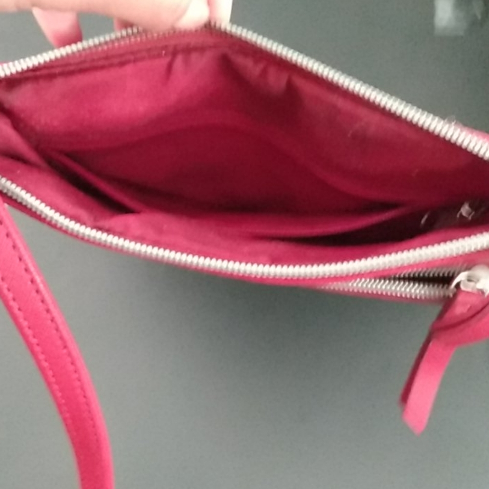 Red Purse - Picture 3 of 4